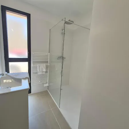 Votre Havre De Paix Au Coeur De Saint-florent Apartment *